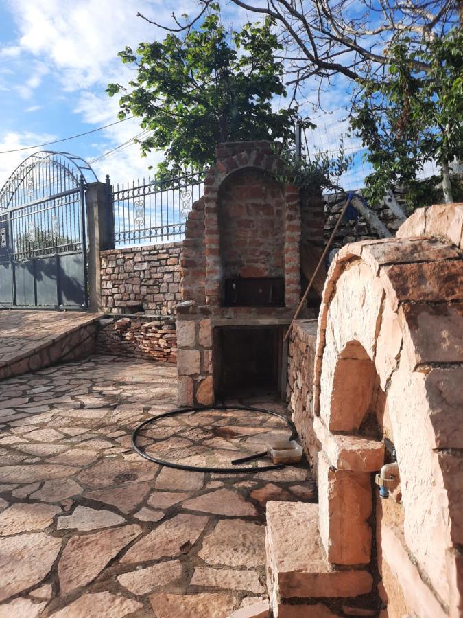Villa Ardiano 사밀 외부 사진